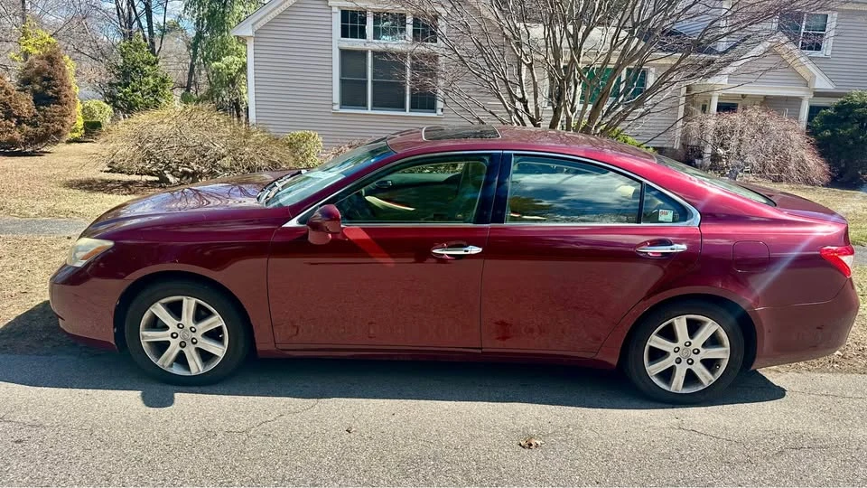 2008 Lexus ES 5th Gen - Image 3 of 9