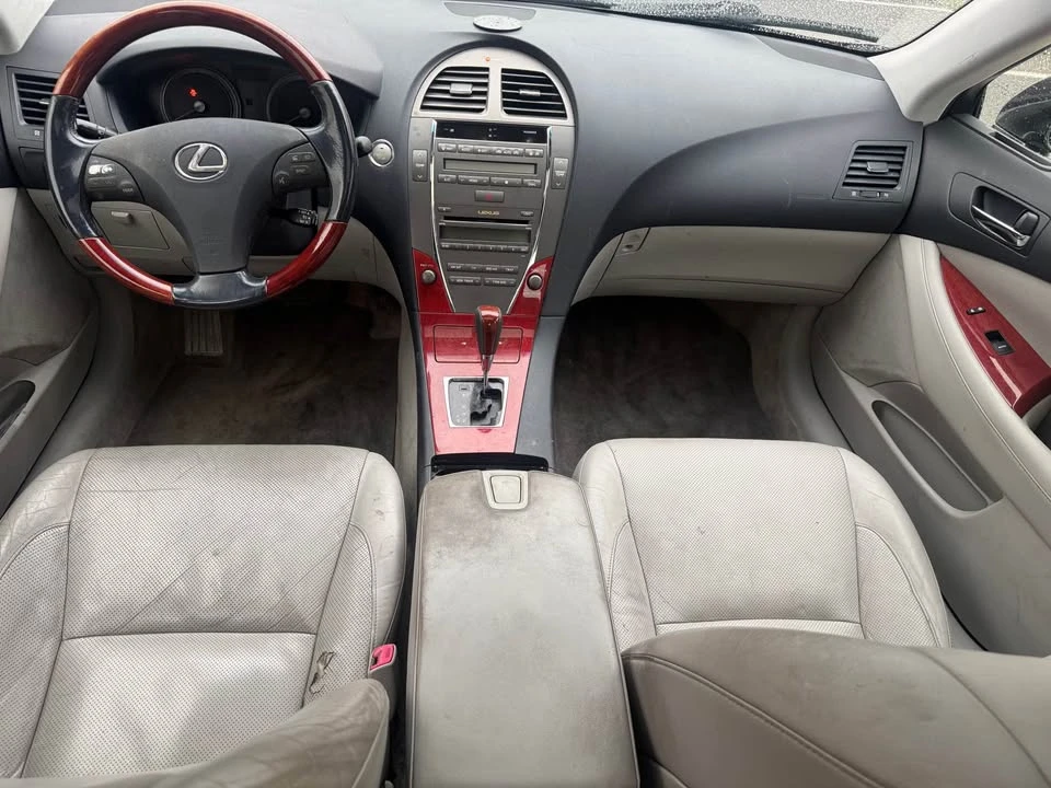 2008 Lexus ES 5th Gen - Image 3 of 18