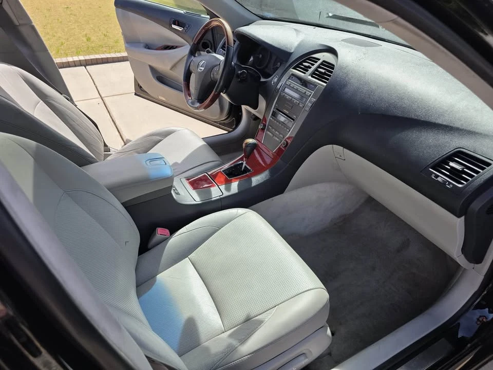 2008 Lexus ES 5th Gen - Image 8 of 9