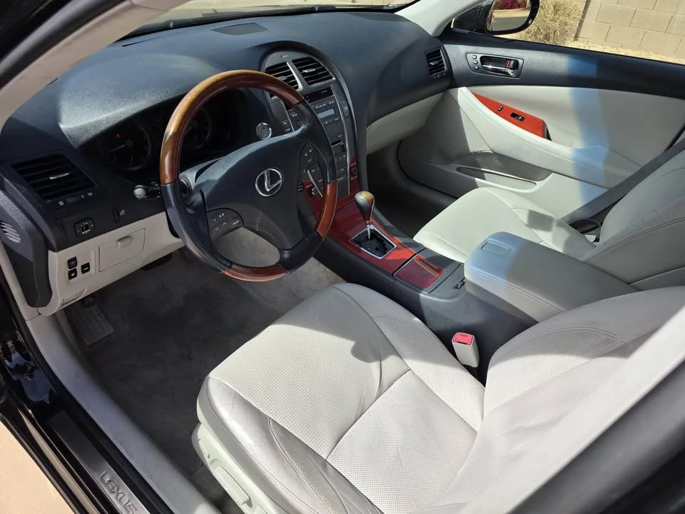 2008 Lexus ES 5th Gen - Image 7 of 9