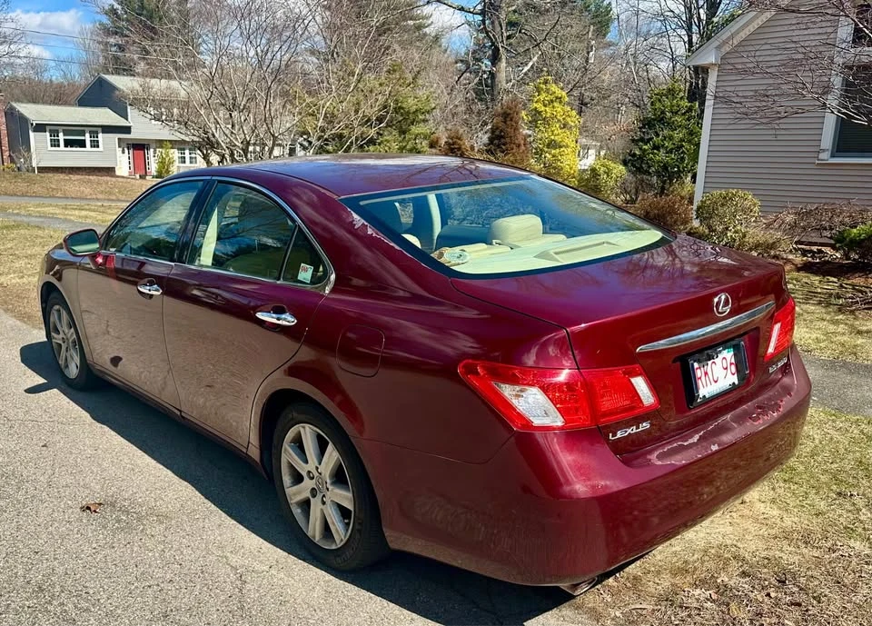 2008 Lexus ES 5th Gen - Image 4 of 9