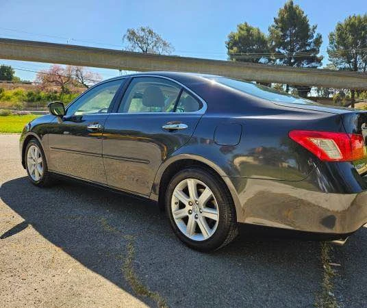 2008 Lexus ES 5th Gen - Image 2 of 10