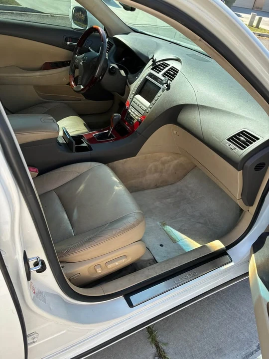 2008 Lexus ES 5th Gen - Image 9 of 10