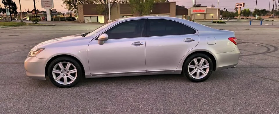 2008 Lexus ES 5th Gen - Image 5 of 18