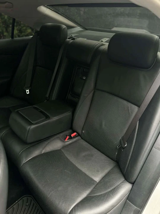 2008 Lexus ES 5th Gen - Image 12 of 13