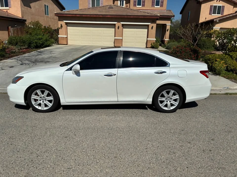 2008 Lexus ES 5th Gen - Image 6 of 10