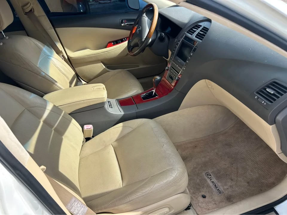 2008 Lexus ES 5th Gen - Image 13 of 16