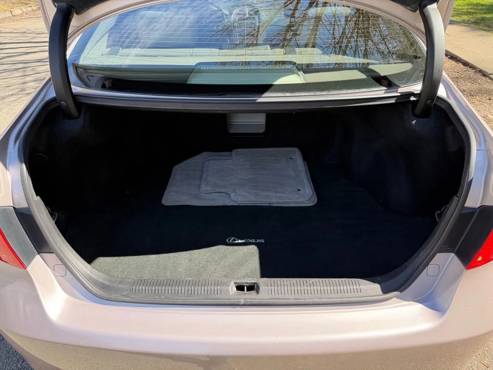2008 Lexus ES 5th Gen - Image 10 of 10