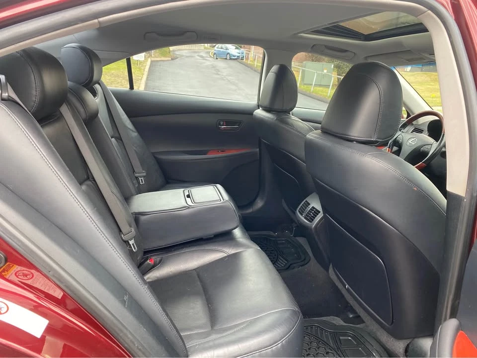 2008 Lexus ES 5th Gen - Image 12 of 15