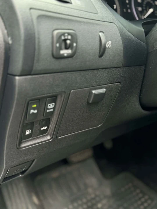 2008 Lexus ES 5th Gen - Image 9 of 13