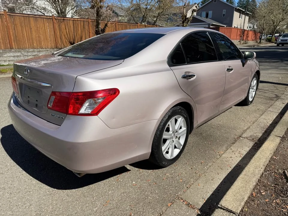 2008 Lexus ES 5th Gen - Image 4 of 10