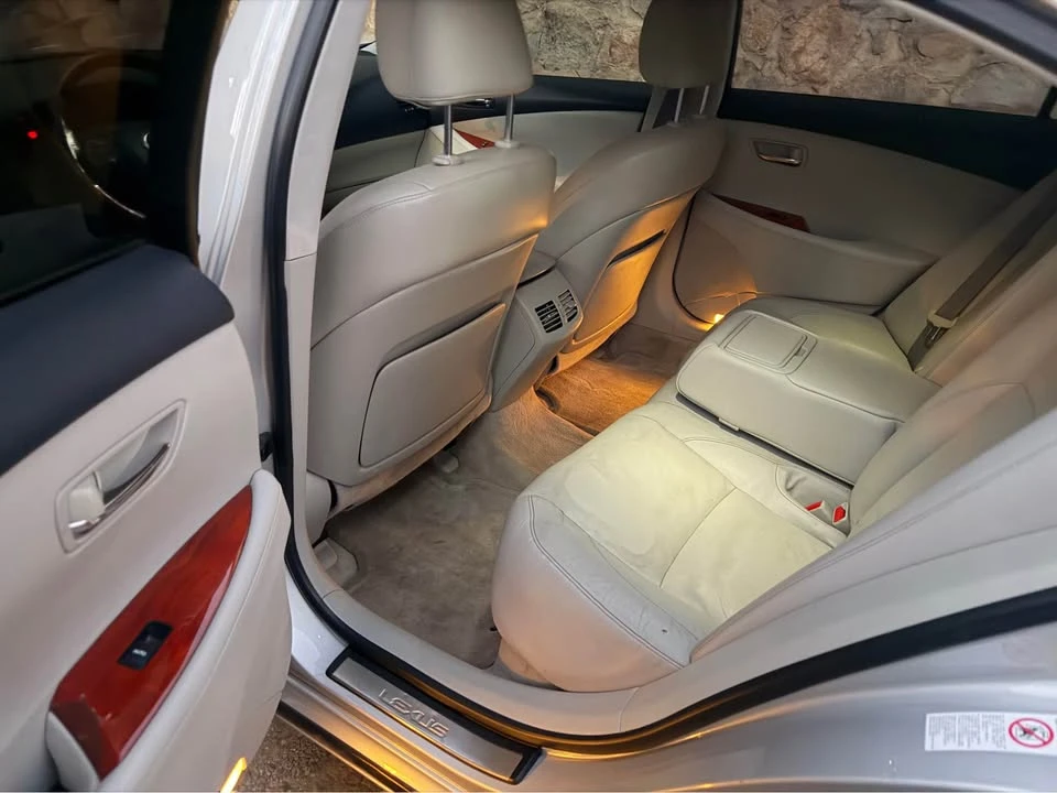 2008 Lexus ES 5th Gen - Image 11 of 15