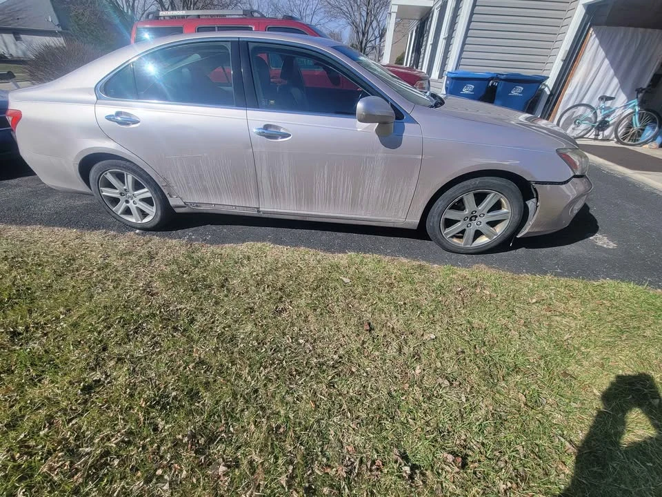 2008 Lexus ES 5th Gen - Image 2 of 9