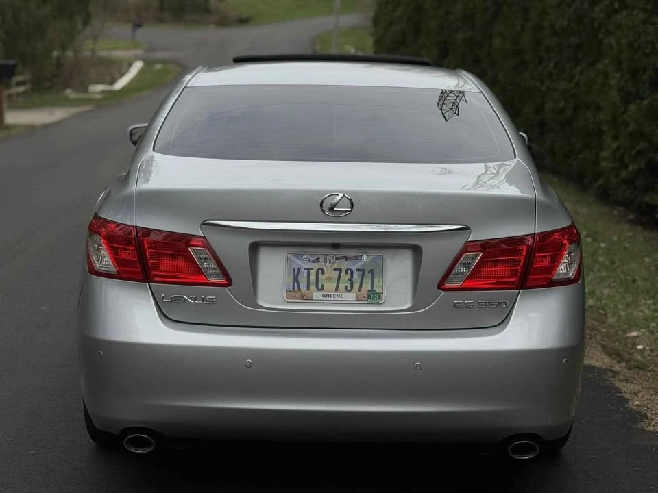 2008 Lexus ES 5th Gen - Image 3 of 13