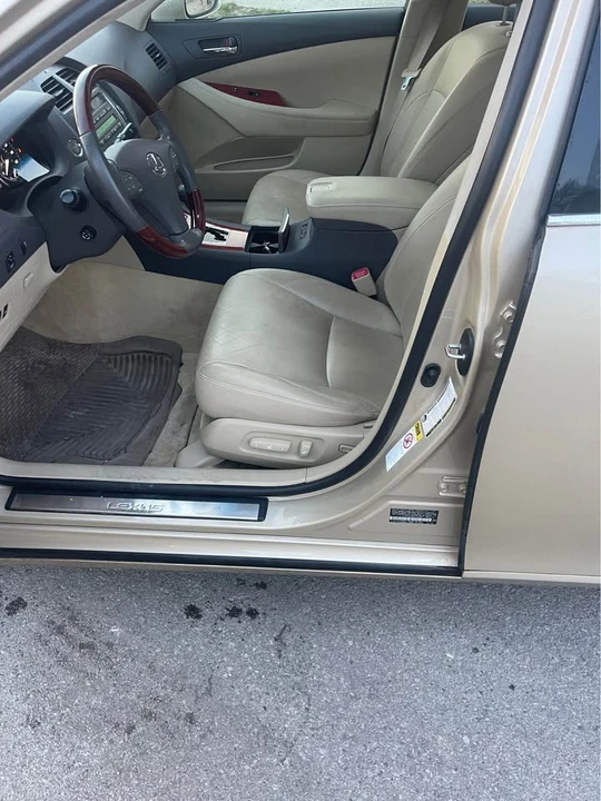 2008 Lexus ES 5th Gen - Image 6 of 10
