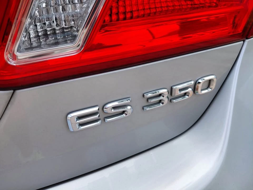 2008 Lexus ES 5th Gen - Image 7 of 17