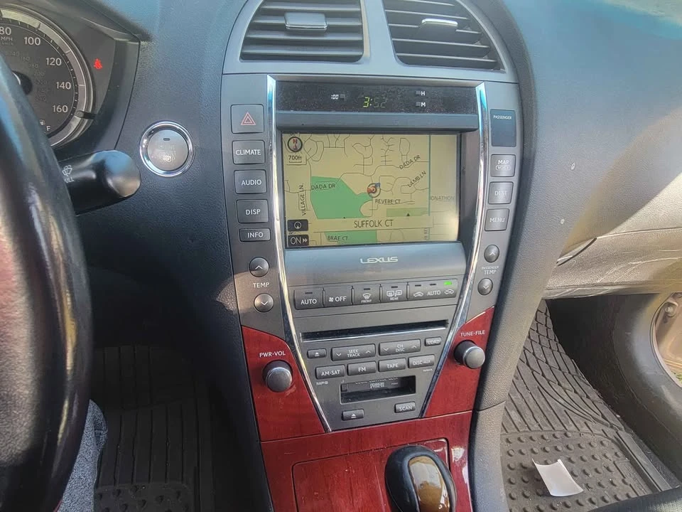 2008 Lexus ES 5th Gen - Image 7 of 9