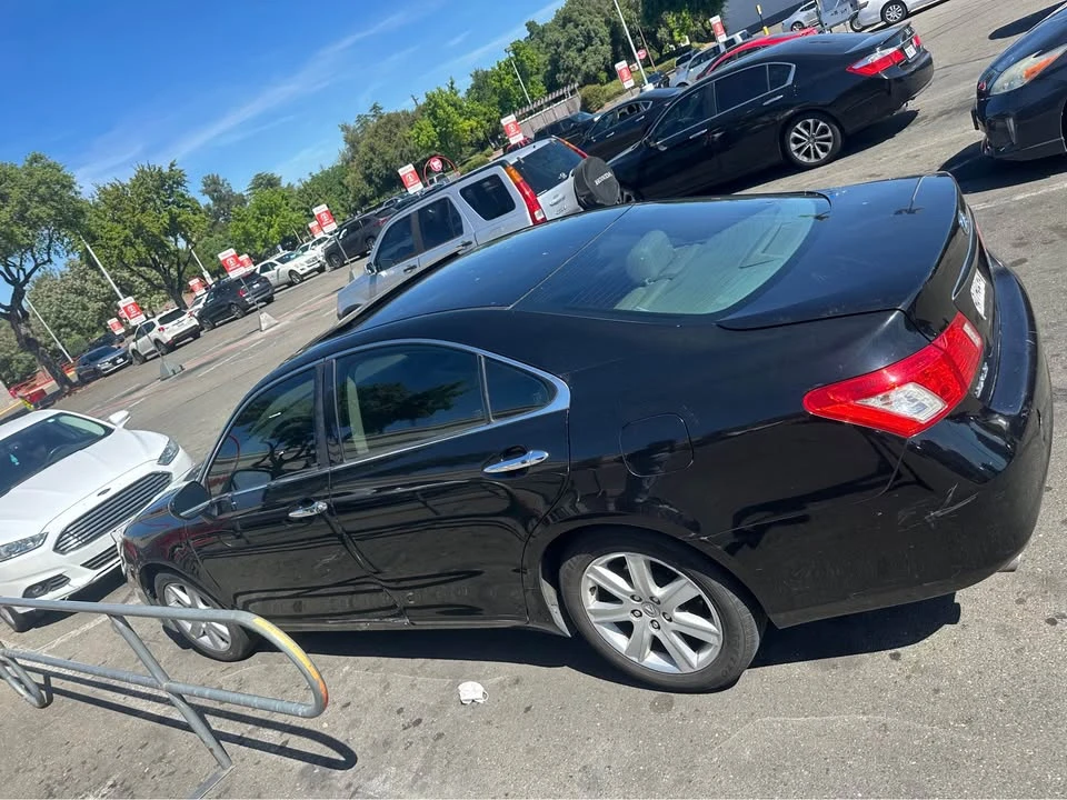 2008 Lexus ES 5th Gen - Image 10 of 13