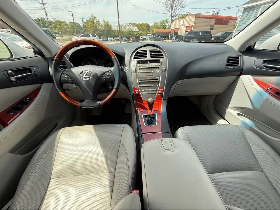 2008 Lexus ES 5th Gen - Image 8 of 18