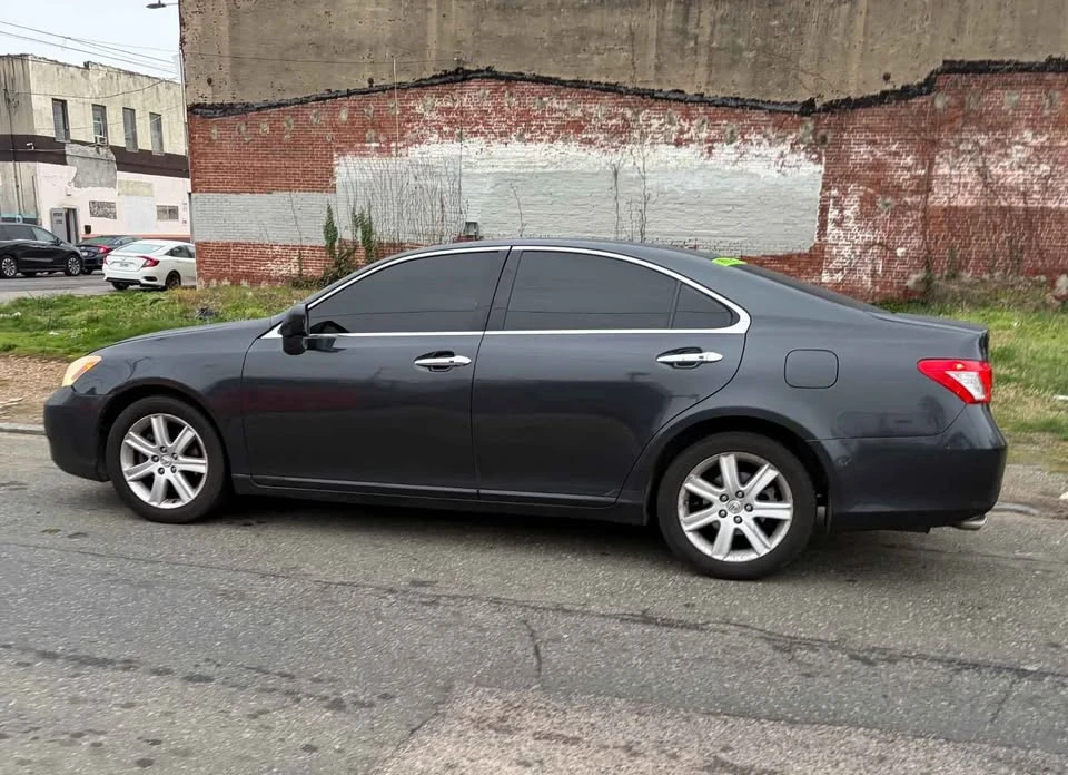 2008 Lexus ES 5th Gen - Image 3 of 6