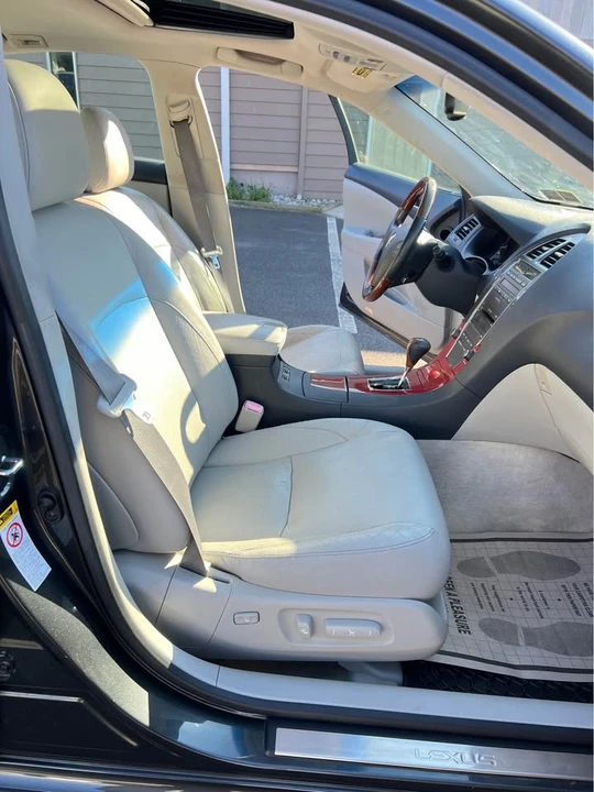 2008 Lexus ES 5th Gen - Image 9 of 16