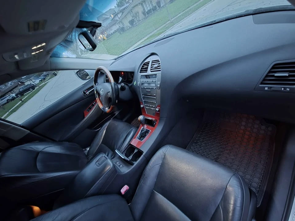 2008 Lexus ES 5th Gen - Image 9 of 15