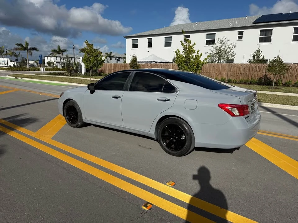 2008 Lexus ES 5th Gen - Image 4 of 13