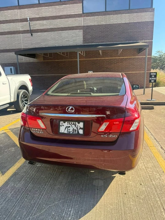 2008 Lexus ES 5th Gen - Image 4 of 4