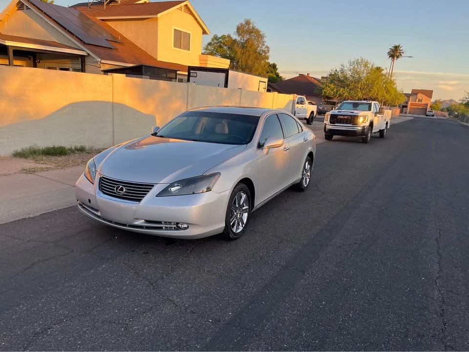 2008 Lexus ES 5th Gen - Image 2 of 13