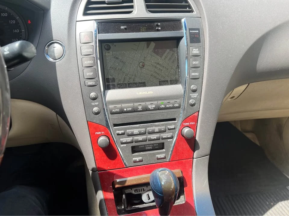 2008 Lexus ES 5th Gen - Image 6 of 9
