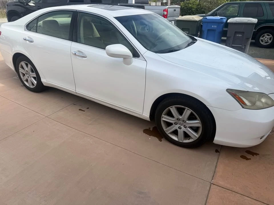 2008 Lexus ES 5th Gen - Image 2 of 2