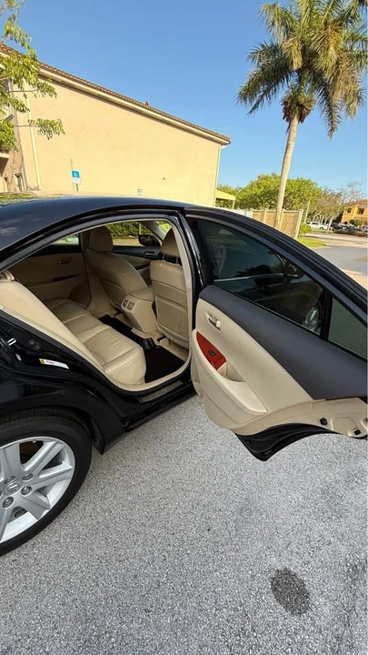 2008 Lexus ES 5th Gen - Image 10 of 15