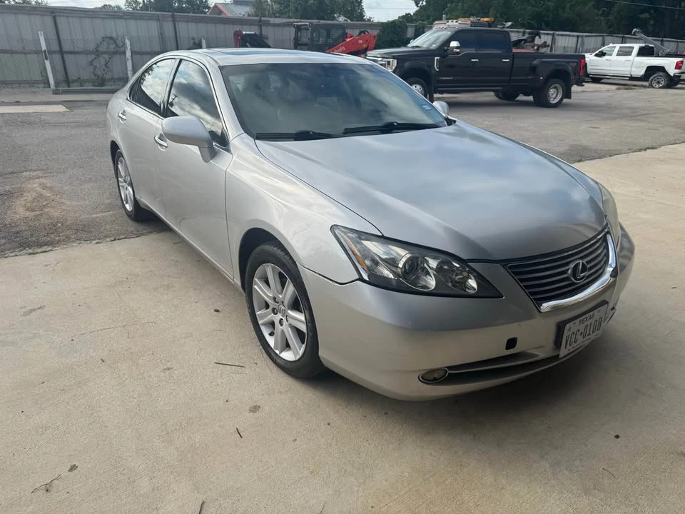 2008 Lexus ES 5th Gen - Image 2 of 5