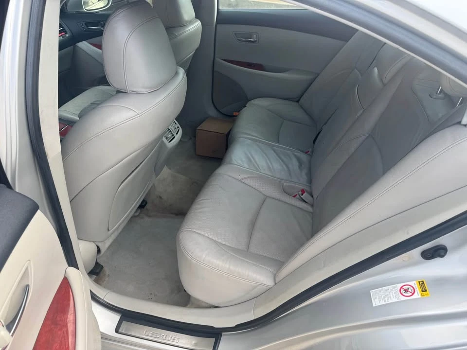 2008 Lexus ES 5th Gen - Image 5 of 5