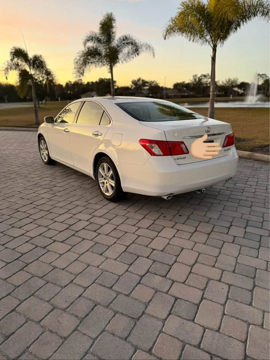 2008 Lexus ES 5th Gen - Image 4 of 14
