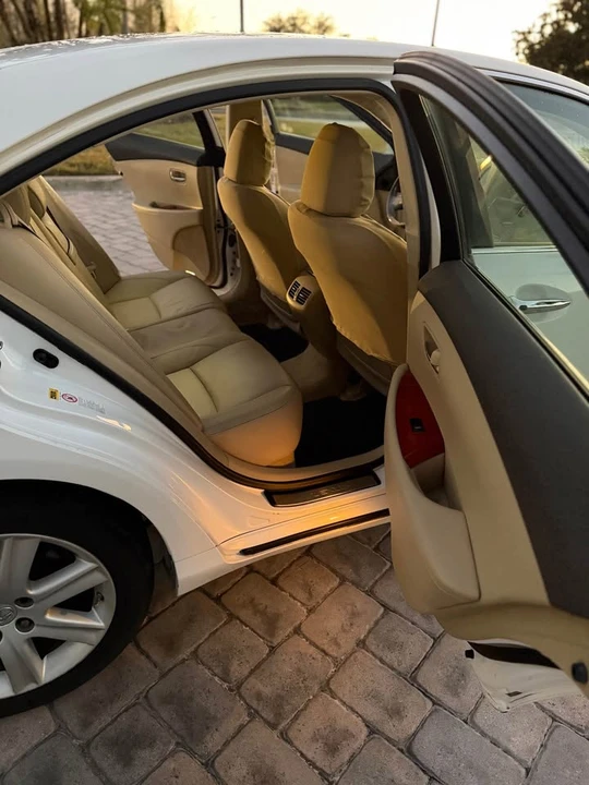 2008 Lexus ES 5th Gen - Image 11 of 14