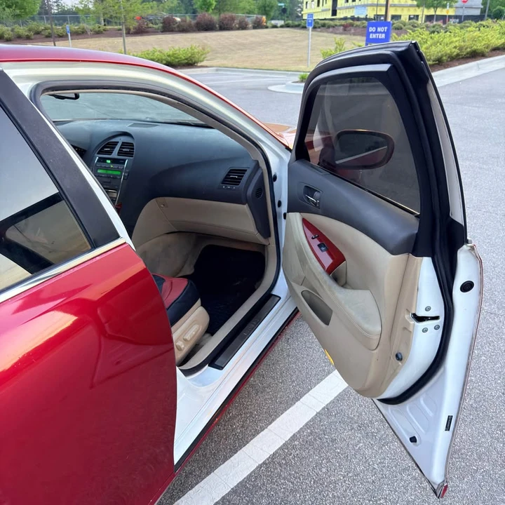 2008 Lexus ES 5th Gen - Image 17 of 20