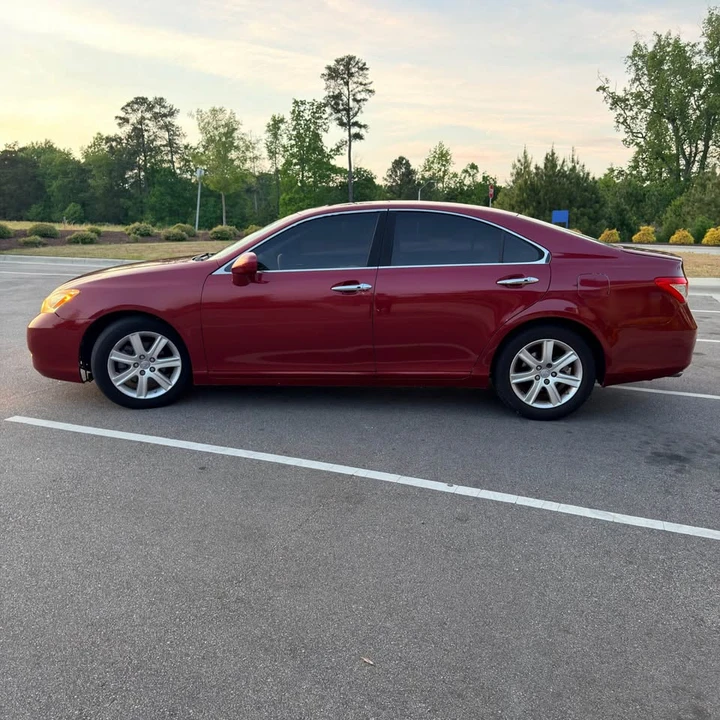 2008 Lexus ES 5th Gen - Image 12 of 20
