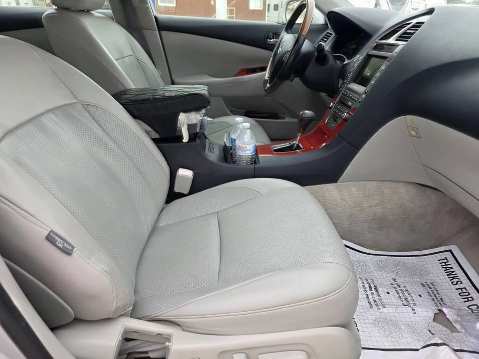 2008 Lexus ES 5th Gen - Image 16 of 20