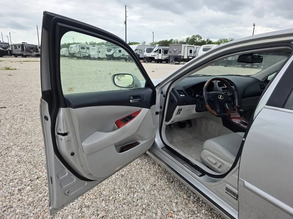 2008 Lexus ES 5th Gen - Image 9 of 20