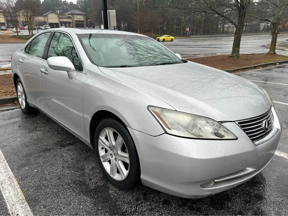2008 Lexus ES 5th Gen - Image 4 of 15