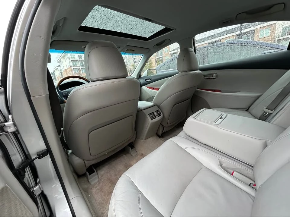 2008 Lexus ES 5th Gen - Image 12 of 15