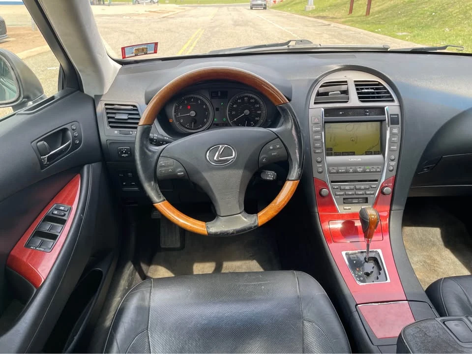 2008 Lexus ES 5th Gen - Image 14 of 20