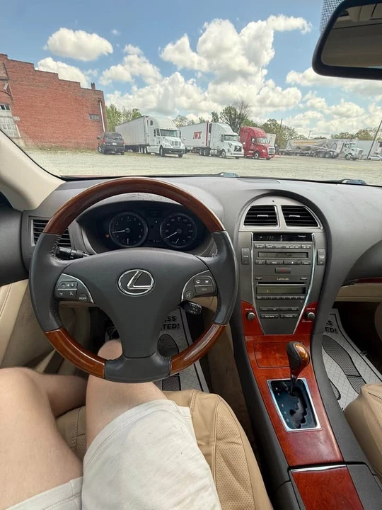 2008 Lexus ES 5th Gen - Image 16 of 16