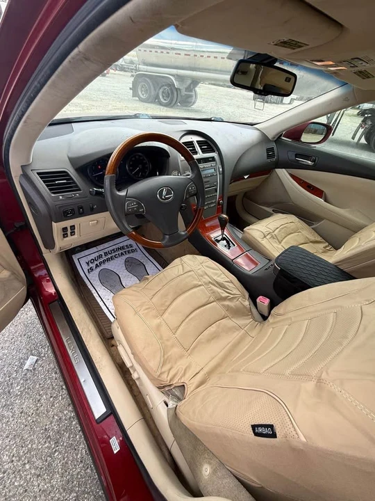 2008 Lexus ES 5th Gen - Image 15 of 16