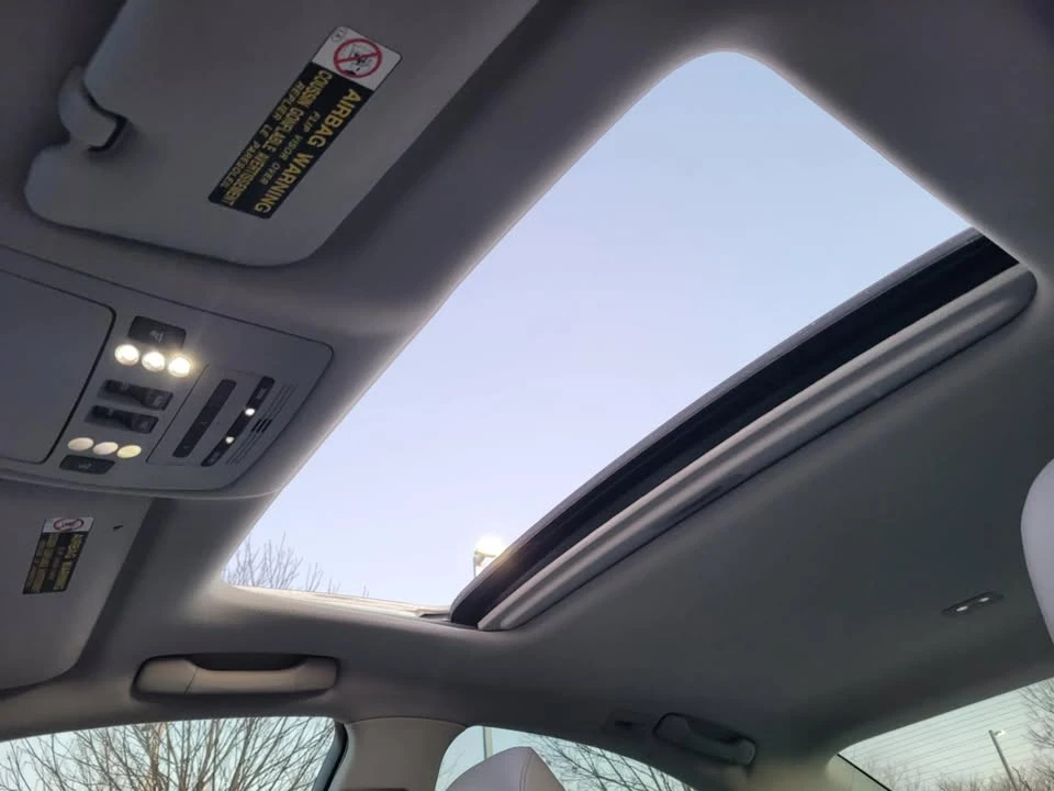 2008 Lexus ES 5th Gen - Image 11 of 17