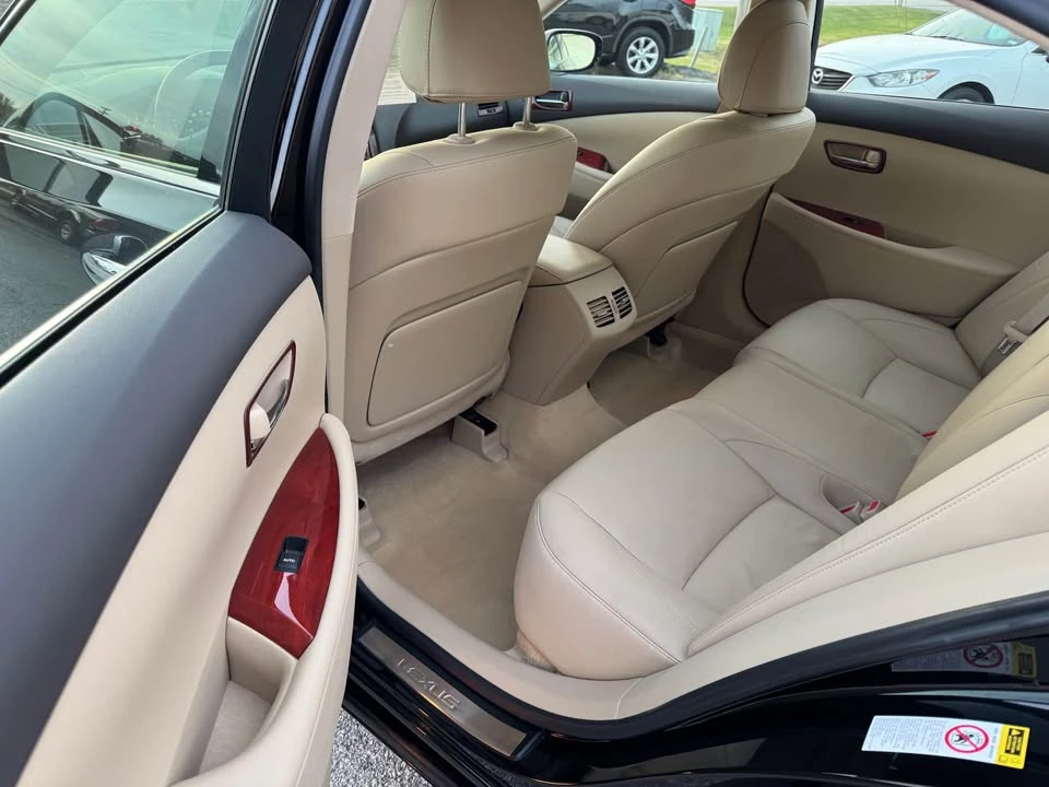 2008 Lexus ES 4th Gen - Image 8 of 11