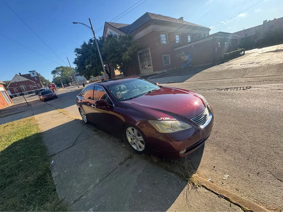 2008 Lexus ES 4th Gen - Image 4 of 7