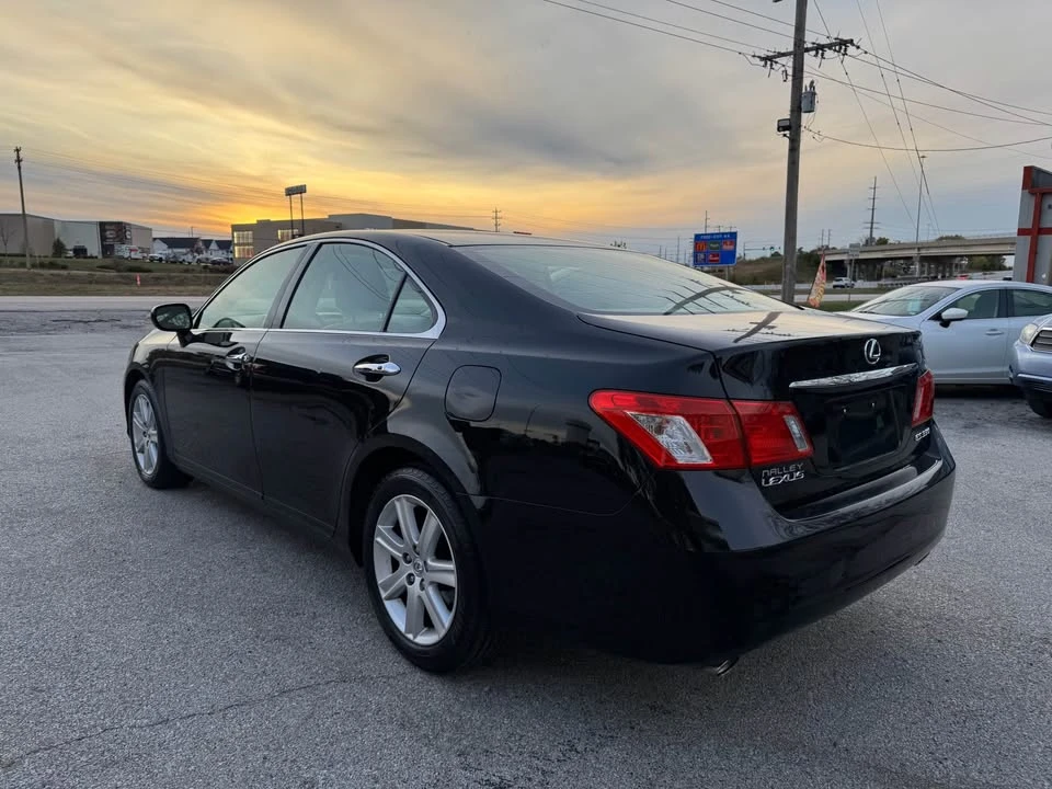 2008 Lexus ES 4th Gen - Image 4 of 11