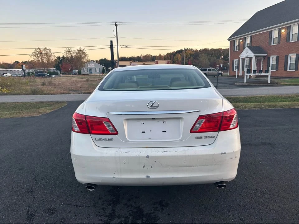 2008 Lexus ES 5th Gen - Image 4 of 13